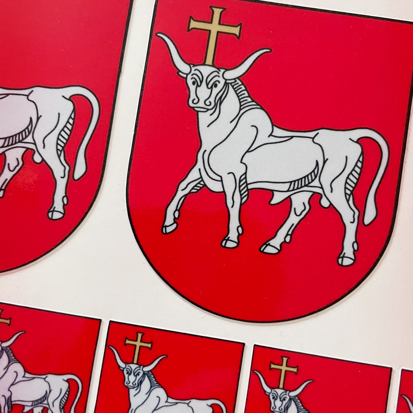 Kauno herbas lipdukas tauras