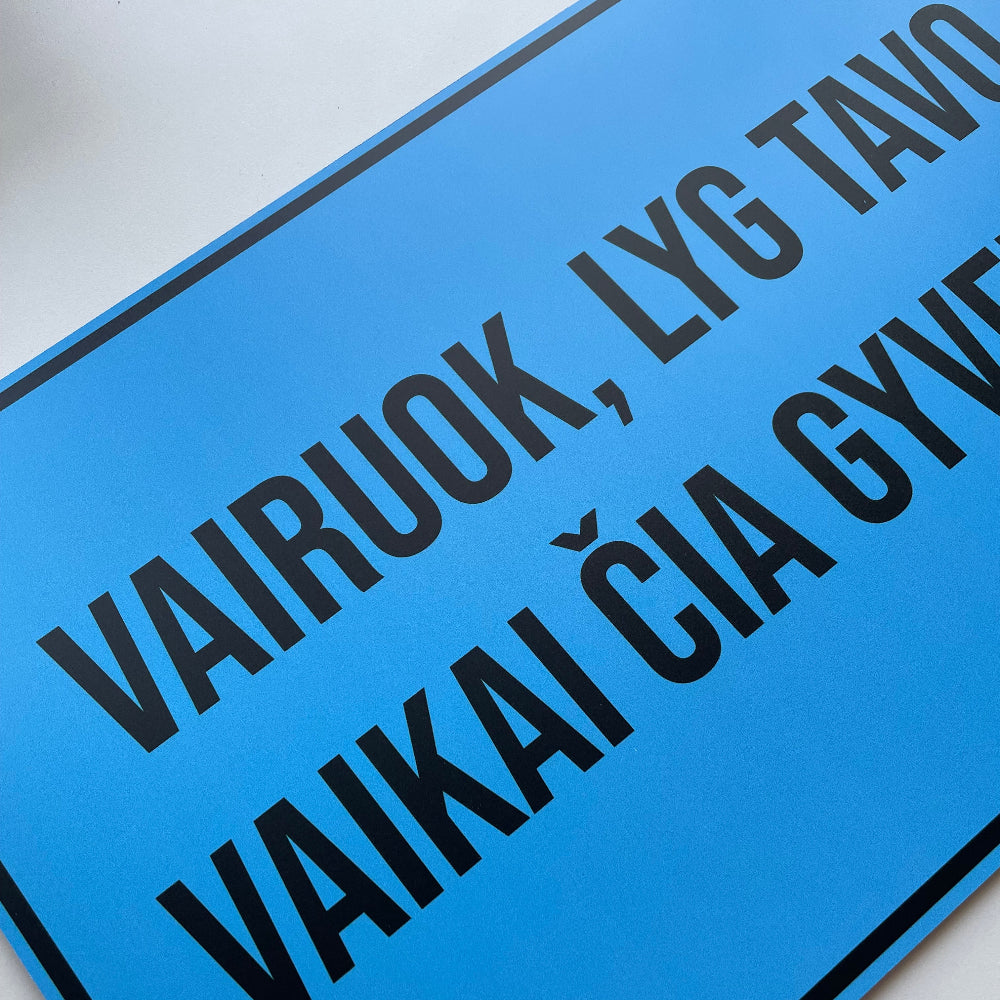 zenklas-vairuok-lyg-tavo-vaikai-gyventu-cia