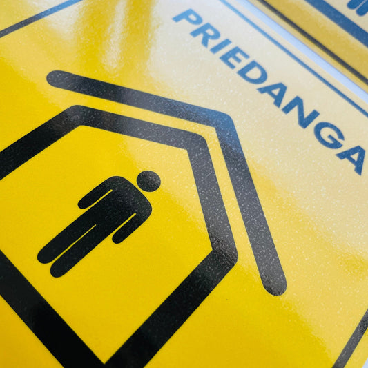 Priedanga ženklas lipdukas geltonas