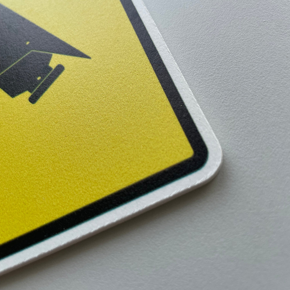 pvc-zenklas-kamera-geltonas-juodas