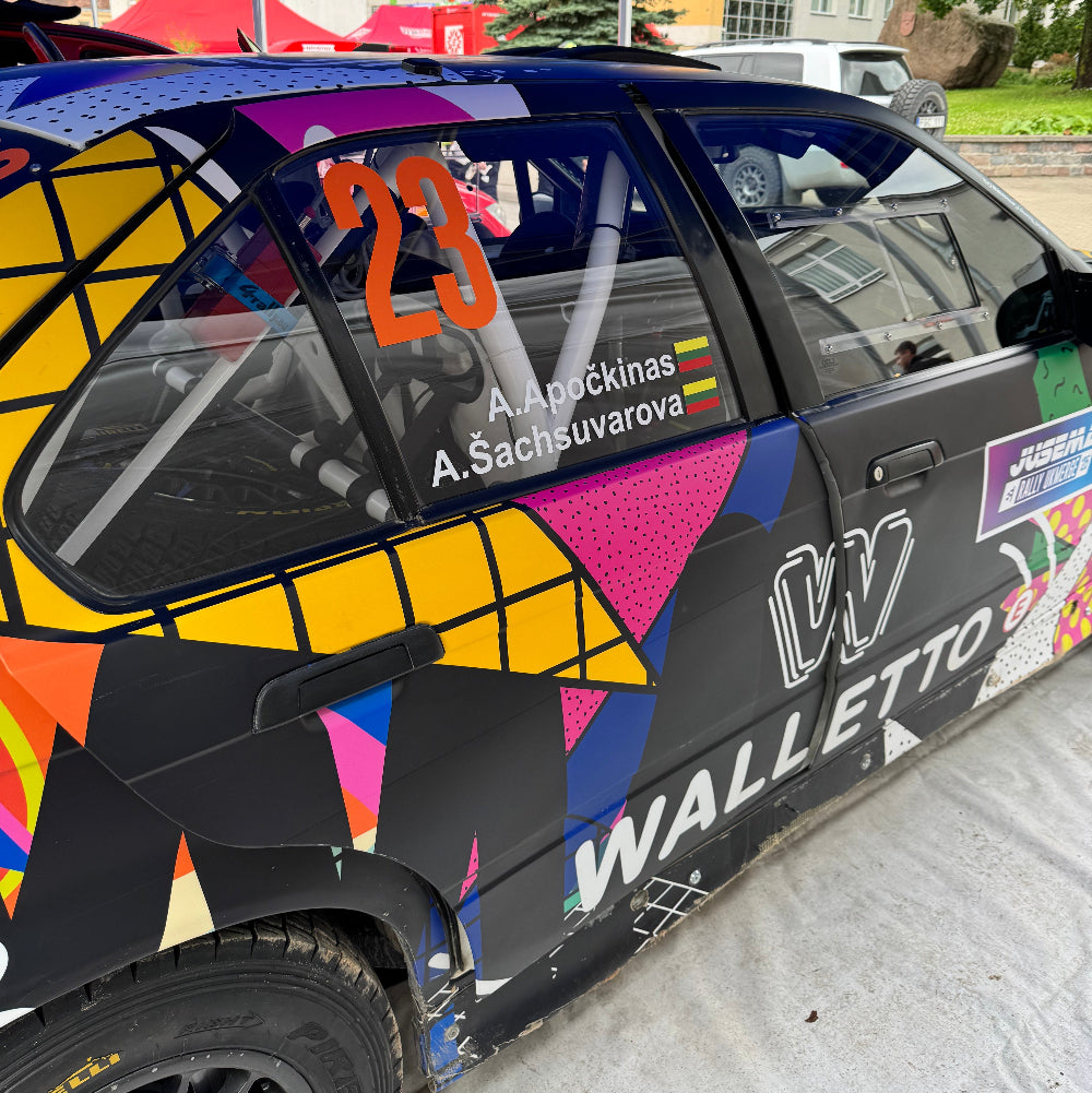 ralio-masinu-apklijavimas-bmw
